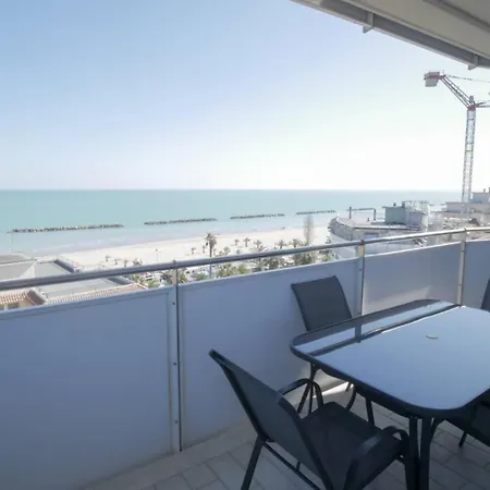 Tallin International Vista Mare Rifa767 * Porto d'Ascoli