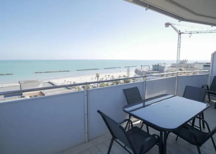 Tallin International Vista Mare Rifa767 * Porto d'Ascoli